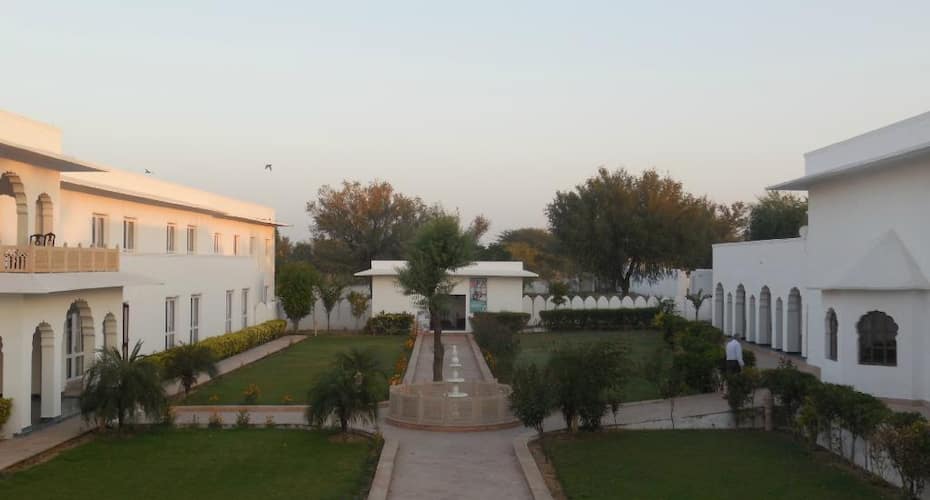 Udai Vilas Palace, Mandawa 4